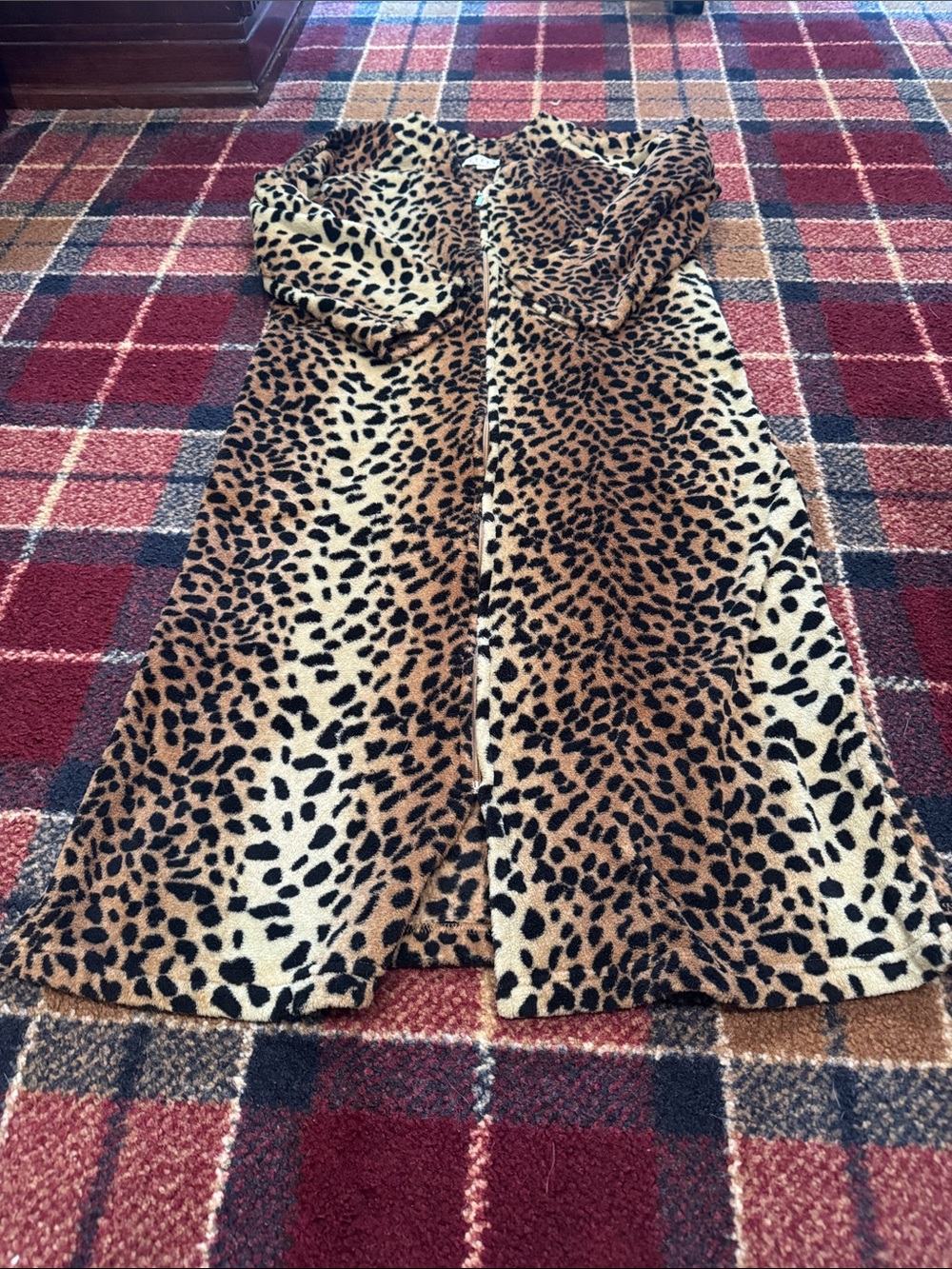 Ladies Leopard Print  zip robe size S - Animal Print